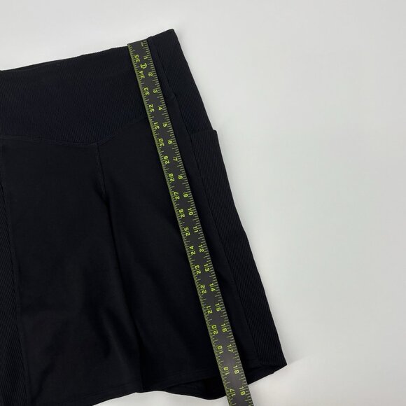 The North Face Dune Sky 9" Tight Biker Shorts Black Pocket Women's Size Medium - Picture 9 of 11